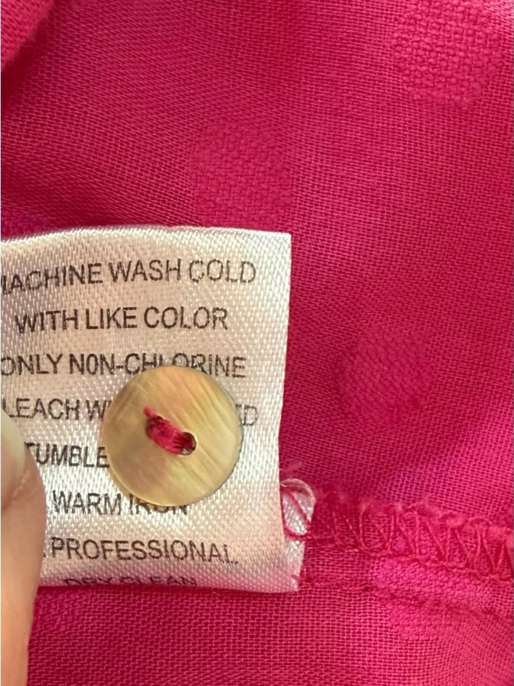 Chic 💯 %Cotton Pink Eyelet Blouse - Picture 6 of 7